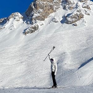 Meet your Posher, Chanel